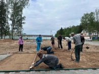 Молодёжный субботник, посвященный 80-летию Победы советского народа в Великой Отечественной Войне и Году благоустройства