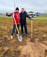 Молодёжь сажает будущее: два дерева — одна забота!