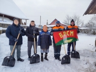 «Эстафета добра»: как волонтёры БРСМ согревают сердца в лютый мороз